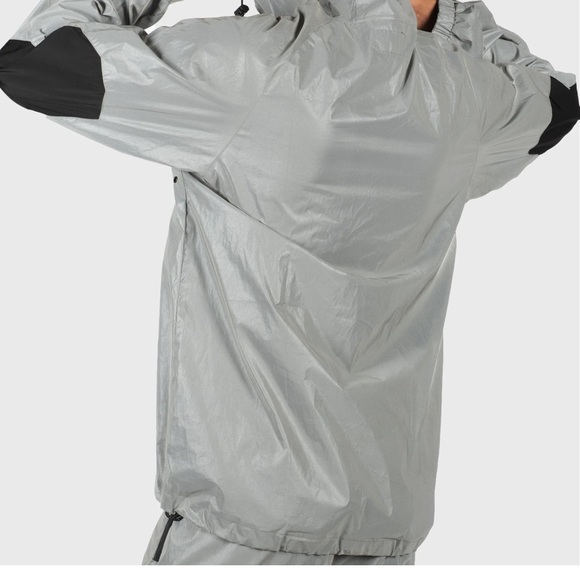 Official 3M Silver Reflective Jacket - Picture 7 of 11